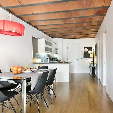 Aspasios Ramblas Apartment