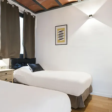 Aspasios Ramblas Apartment